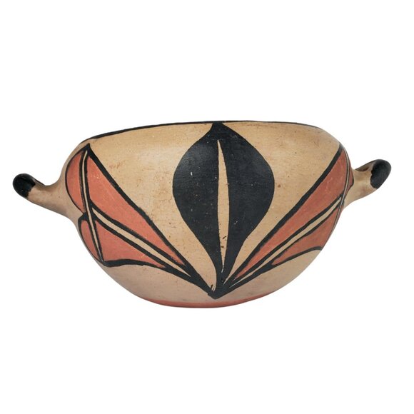 Santo Domingo Pueblo (Kewa) Hand-Coiled Pottery Bowl with Handles-vintage item - Picture 1 of 14